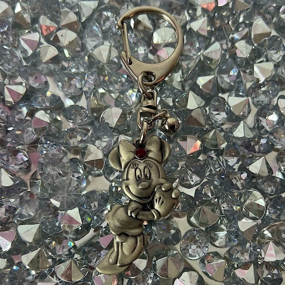 Disney keychain Silver Minnie Mouse Keychain clip on metal charm bag red jewel